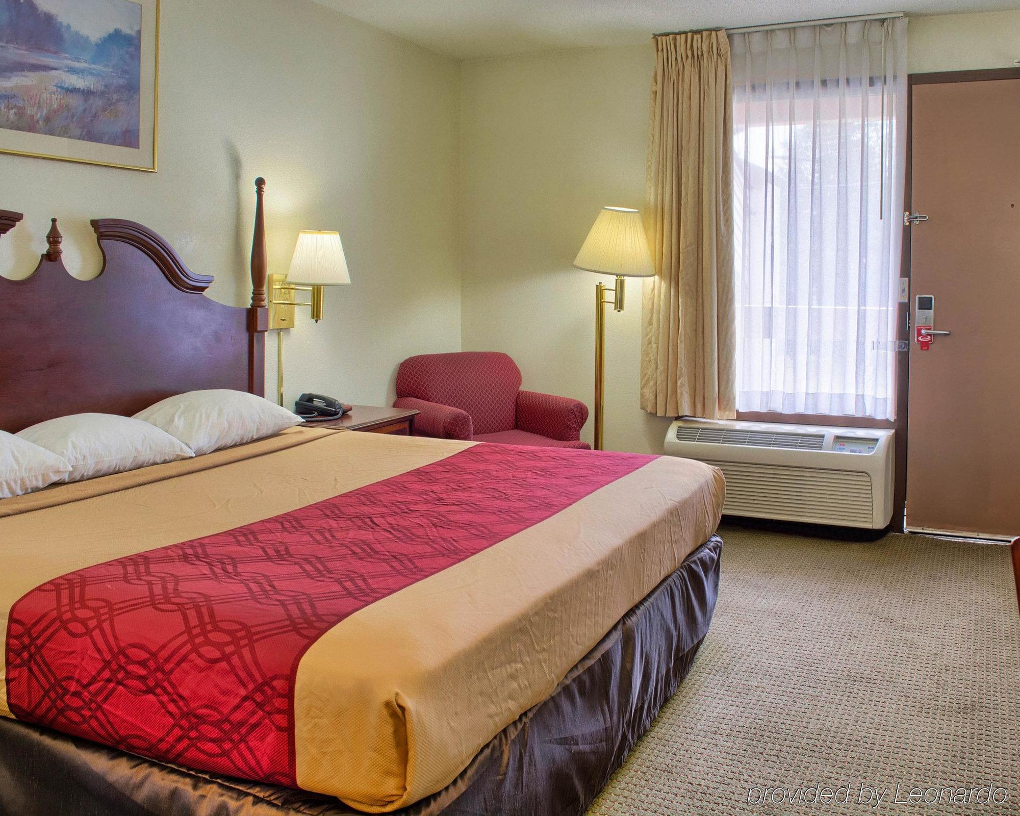 Econo Lodge Richmond Exteriör bild